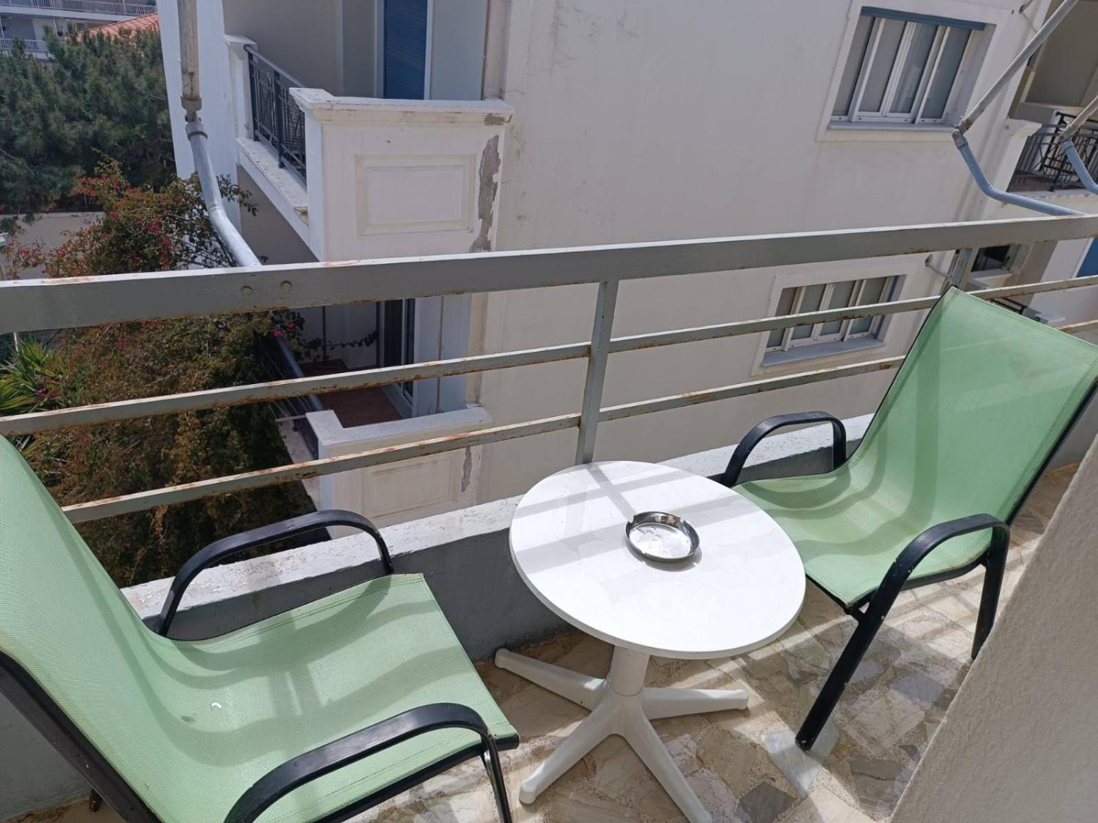 Comfortable Beachfront Apartment Loutraki  Eksteriør bilde